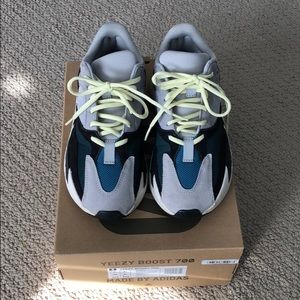 Adidas mens YEEZY boost 700 WAVE RUNNER